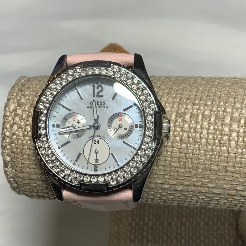 GUESS Watch - Picture 2 of 10